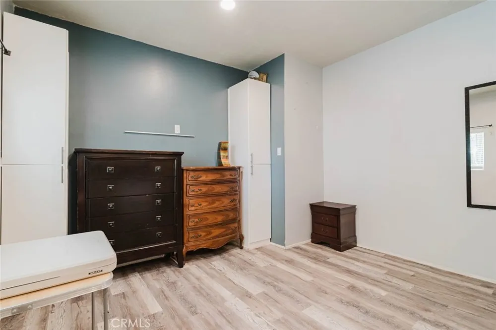 7345 Jamieson Avenue Reseda, CA 91335