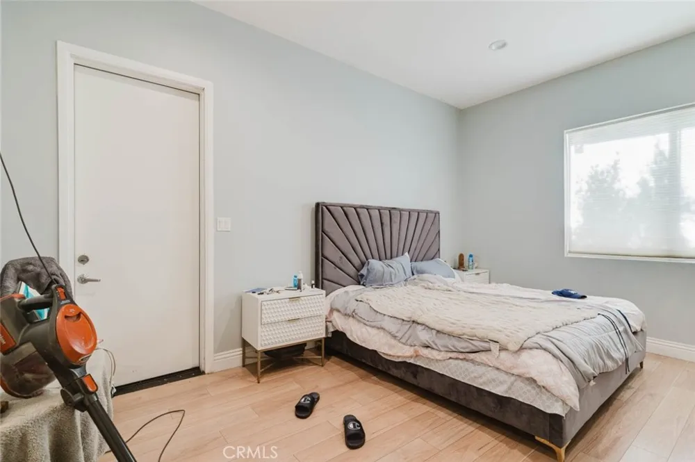 7347 Jamieson Avenue Reseda, CA 91335