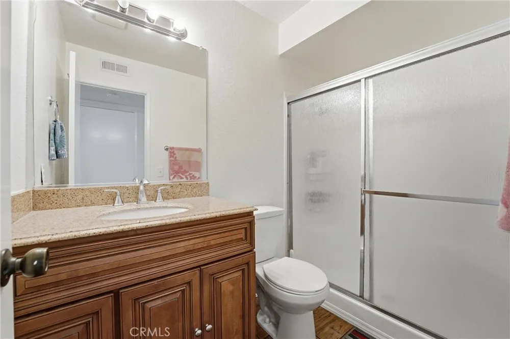 104 Oval Irvine, CA 92604
