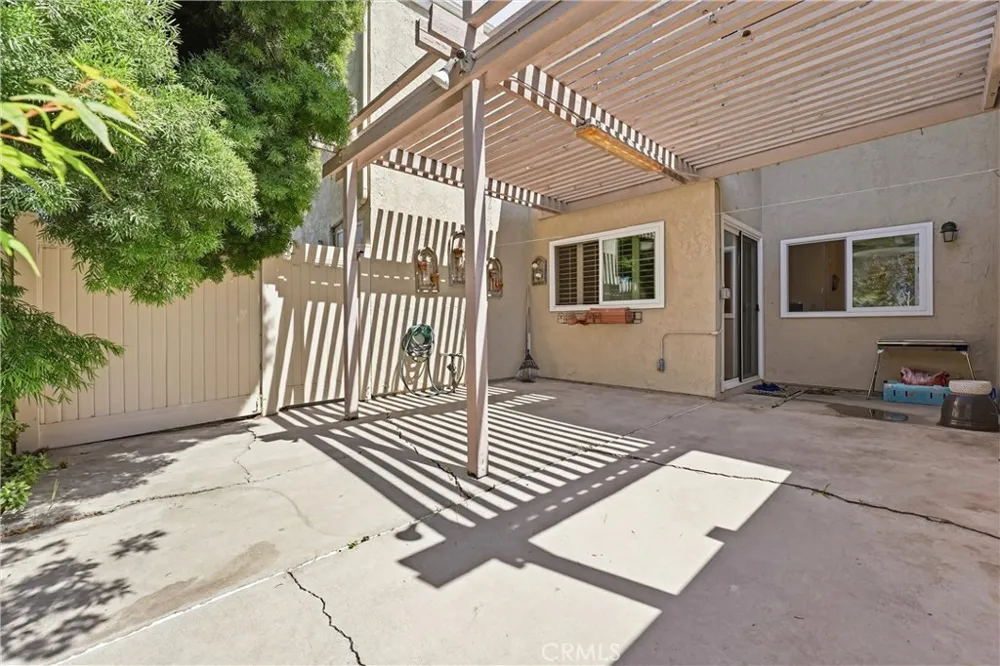104 Oval Irvine, CA 92604