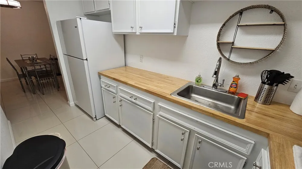 2857 Los Felices Palm Springs, CA 92262