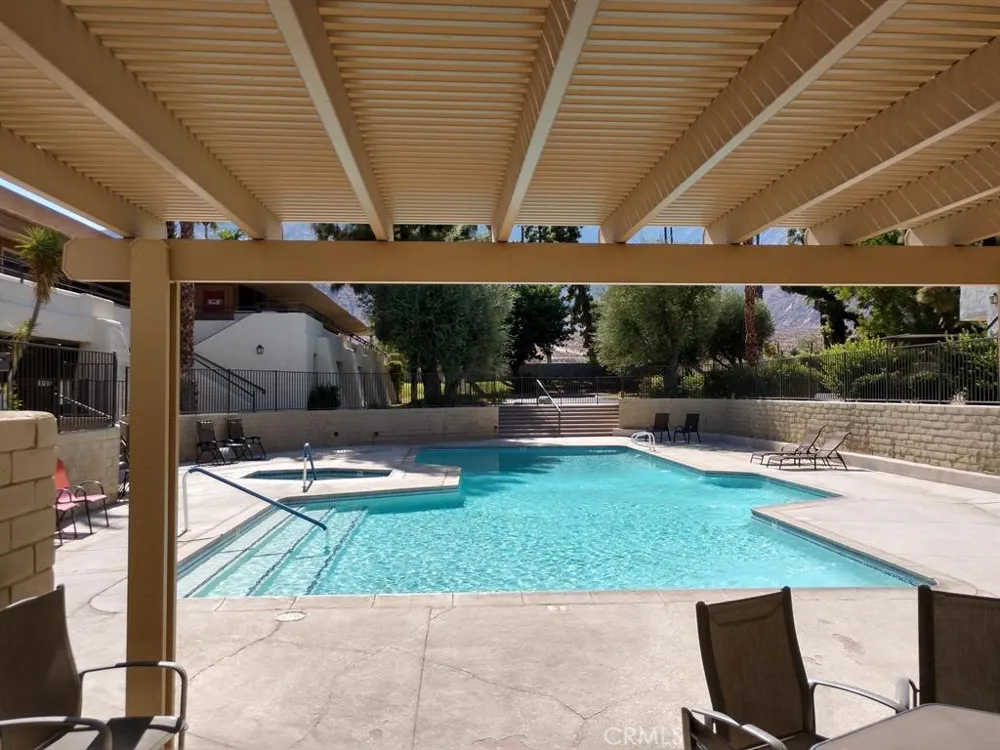 2857 Los Felices Palm Springs, CA 92262