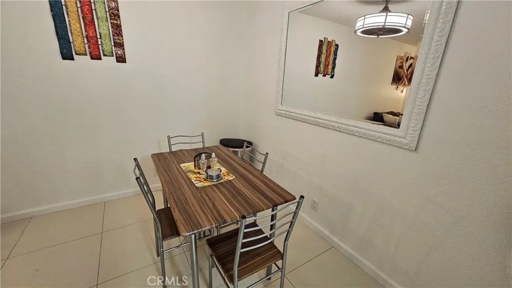 2857 Los Felices Palm Springs, CA 92262