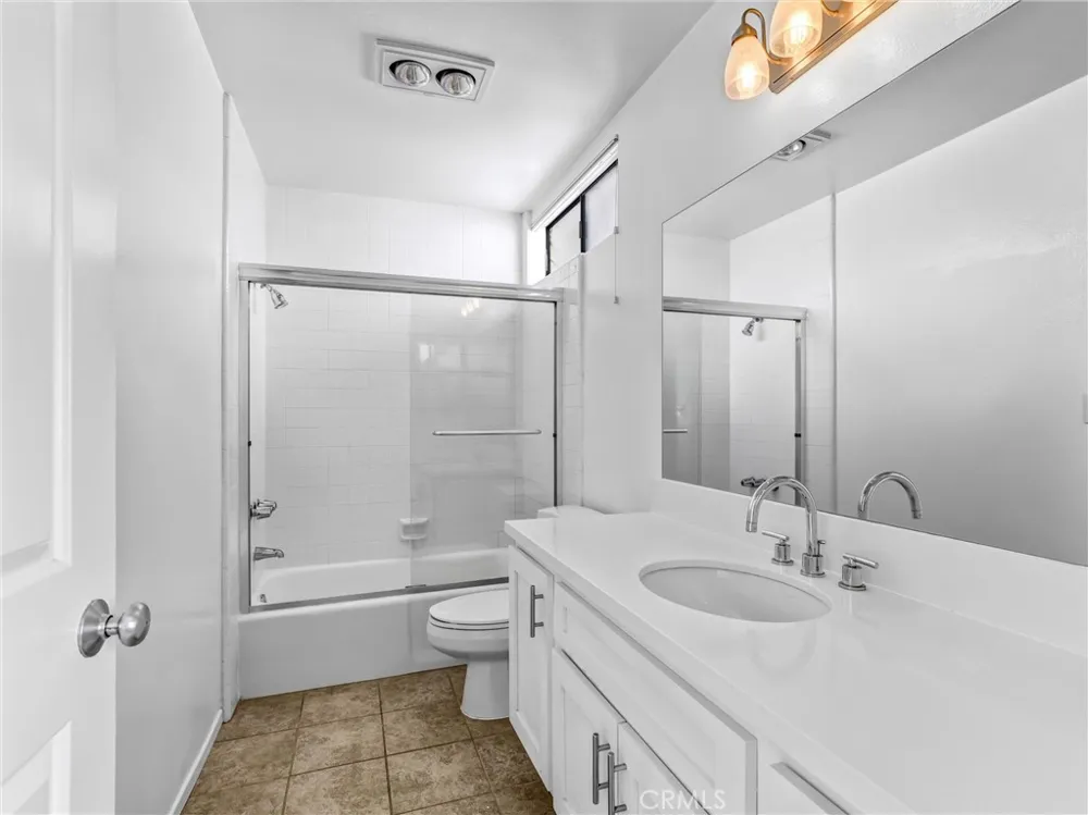 1825 westholme Avenue #4 Los Angeles, CA 90025