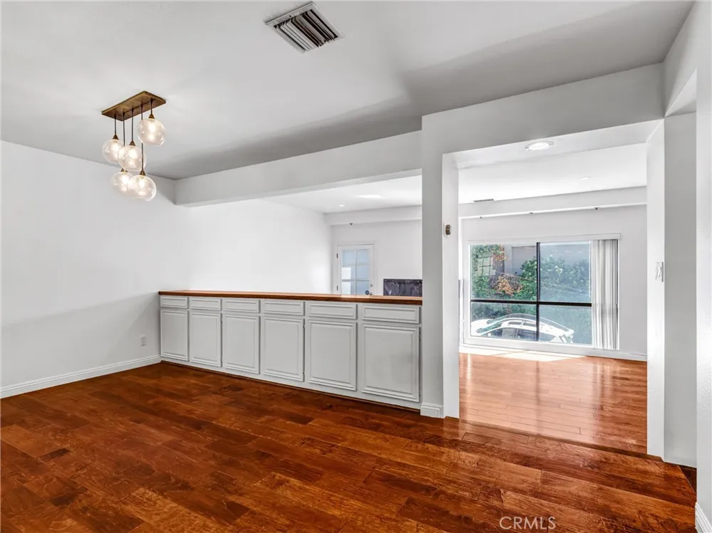 1825 westholme Avenue #4 Los Angeles, CA 90025