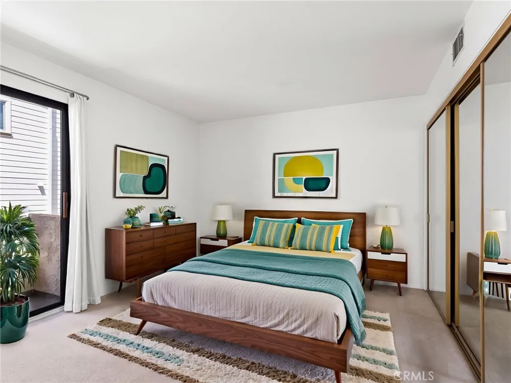 1825 westholme Avenue #4 Los Angeles, CA 90025