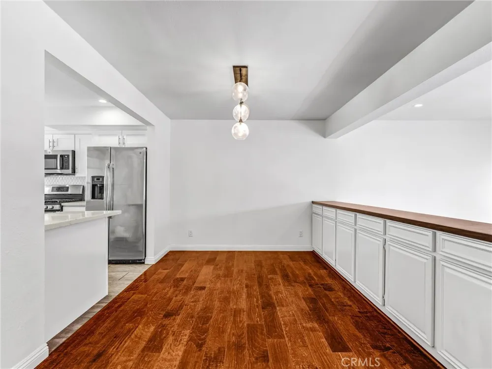 1825 westholme Avenue #4 Los Angeles, CA 90025