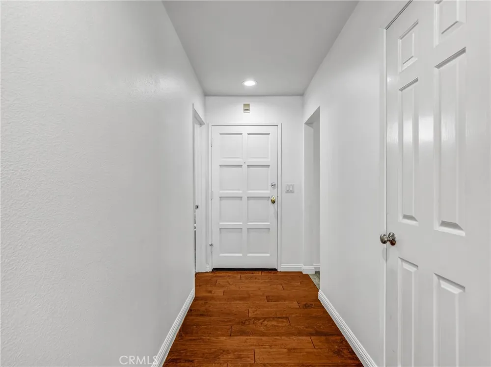 1825 westholme Avenue #4 Los Angeles, CA 90025
