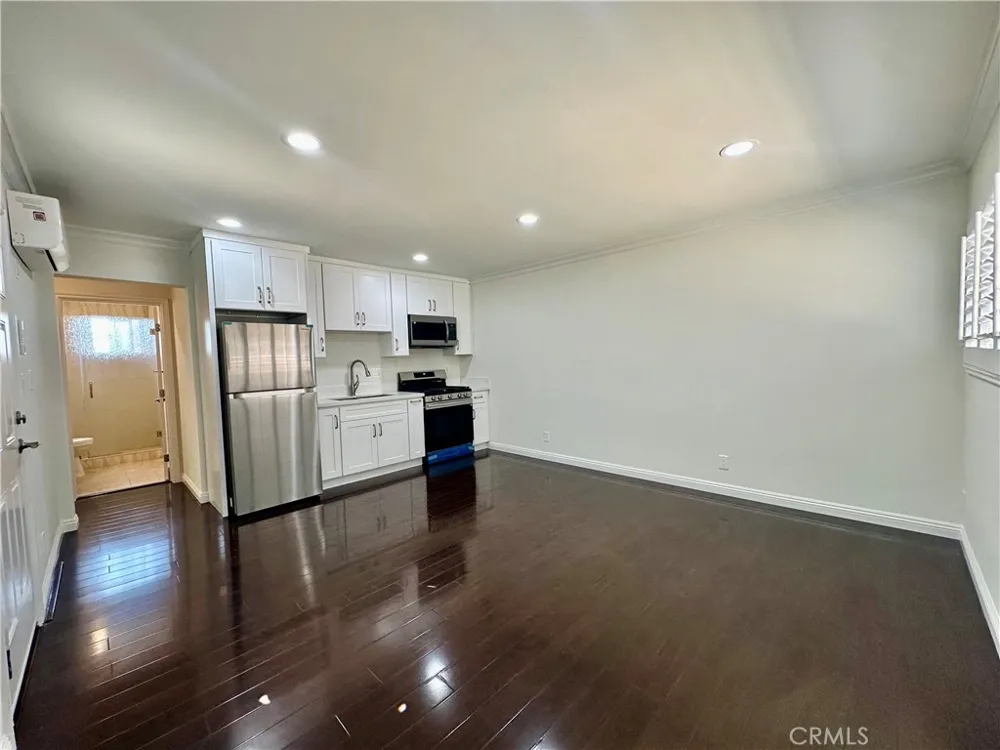 2726 N Brighton St Burbank, CA 91504