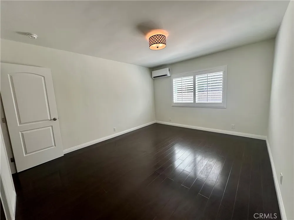 2726 N Brighton St Burbank, CA 91504