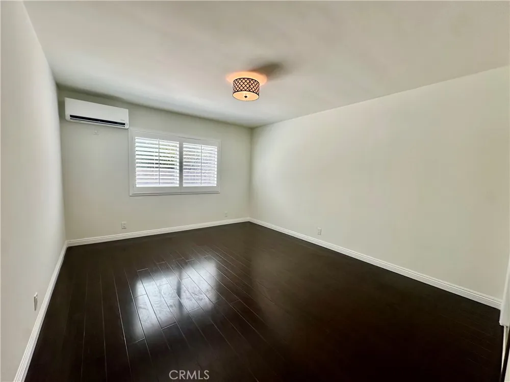 2726 N Brighton St Burbank, CA 91504