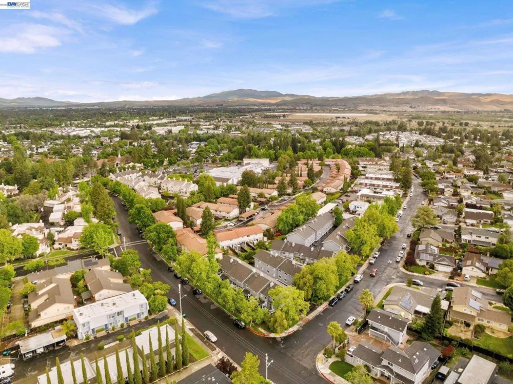 3551 Norton Way Pleasanton, CA 94566