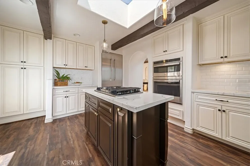 1046 Oro Laguna Beach, CA 92651