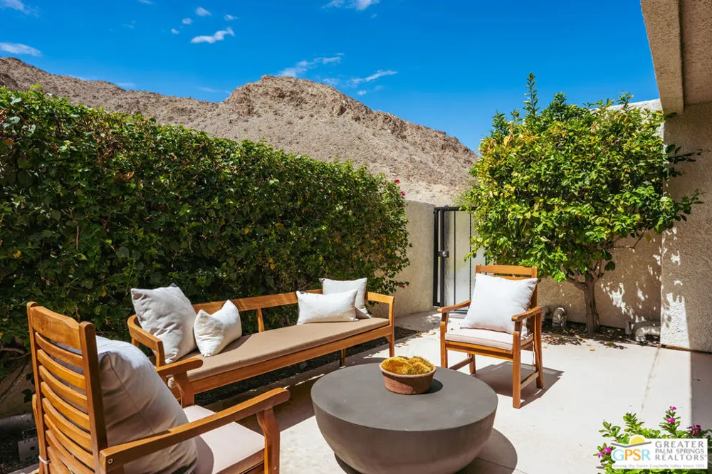 39 Mirage Cove Drive Rancho Mirage, CA 92270