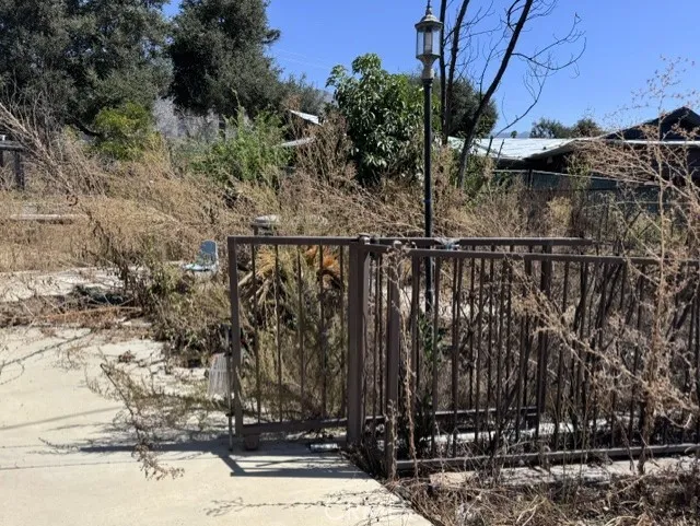 249 Highlawn Altadena, CA 91001