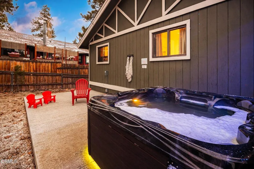325 Montclair Drive Big Bear, CA 92314