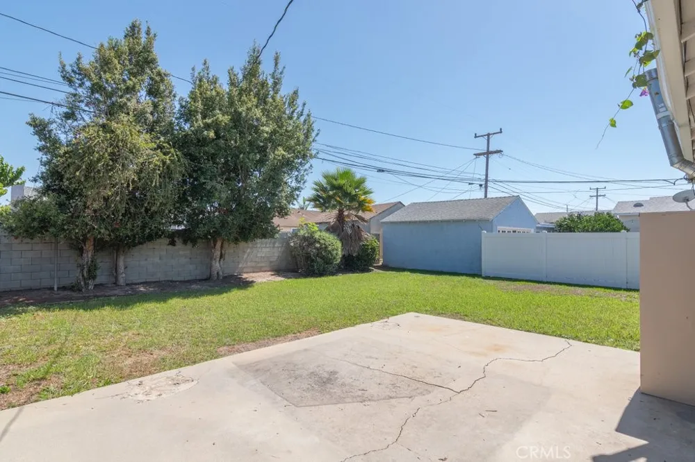 14882 Marigold Avenue Gardena, CA 90249