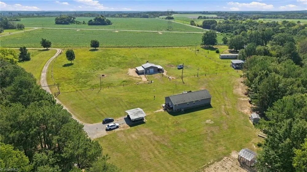139 Horseshoe Road Rockingham, NC 28379