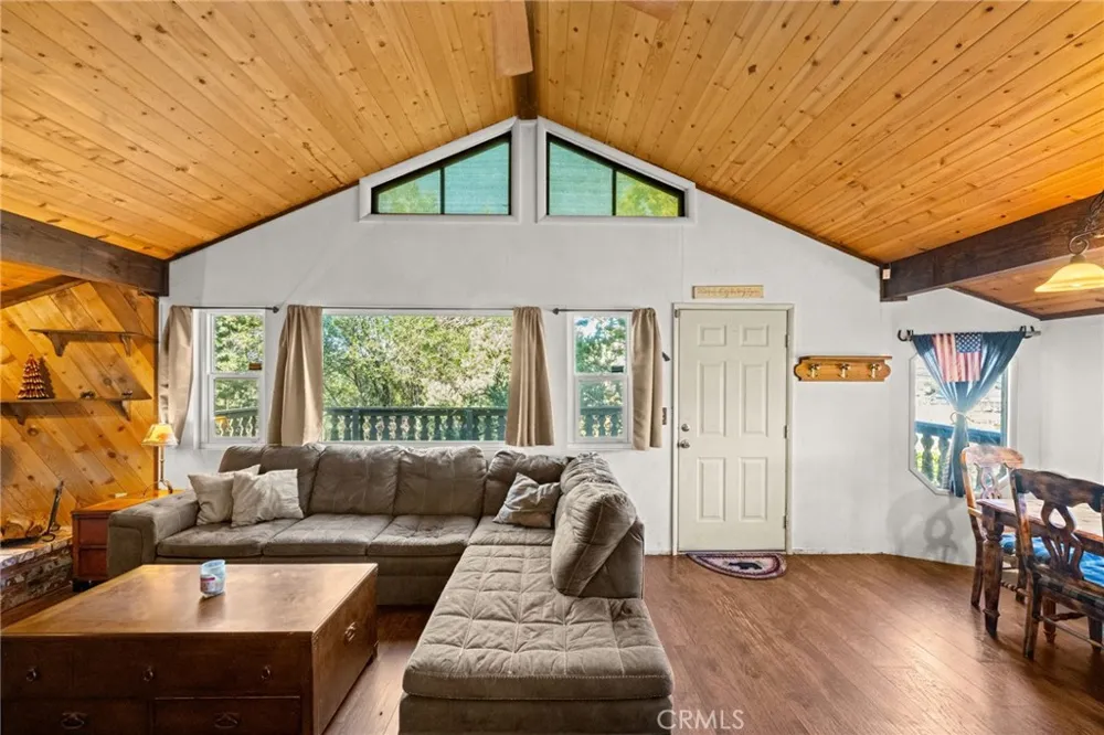 1627 Baldwin Lake Big Bear City, CA 92314
