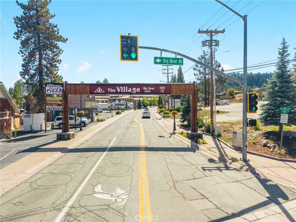1627 Baldwin Lake Big Bear City, CA 92314