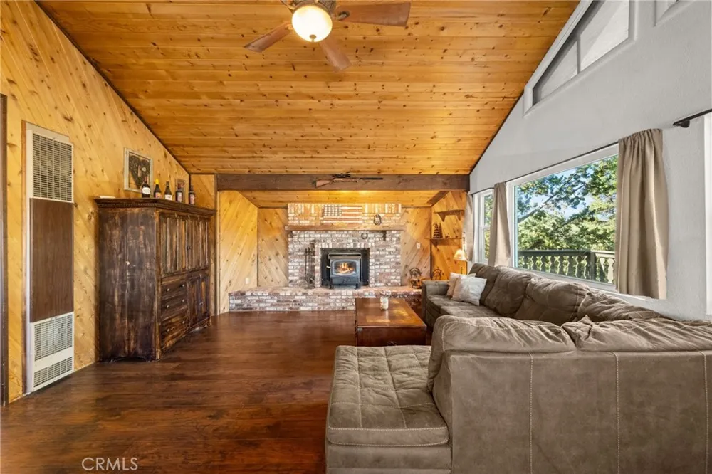 1627 Baldwin Lake Big Bear City, CA 92314