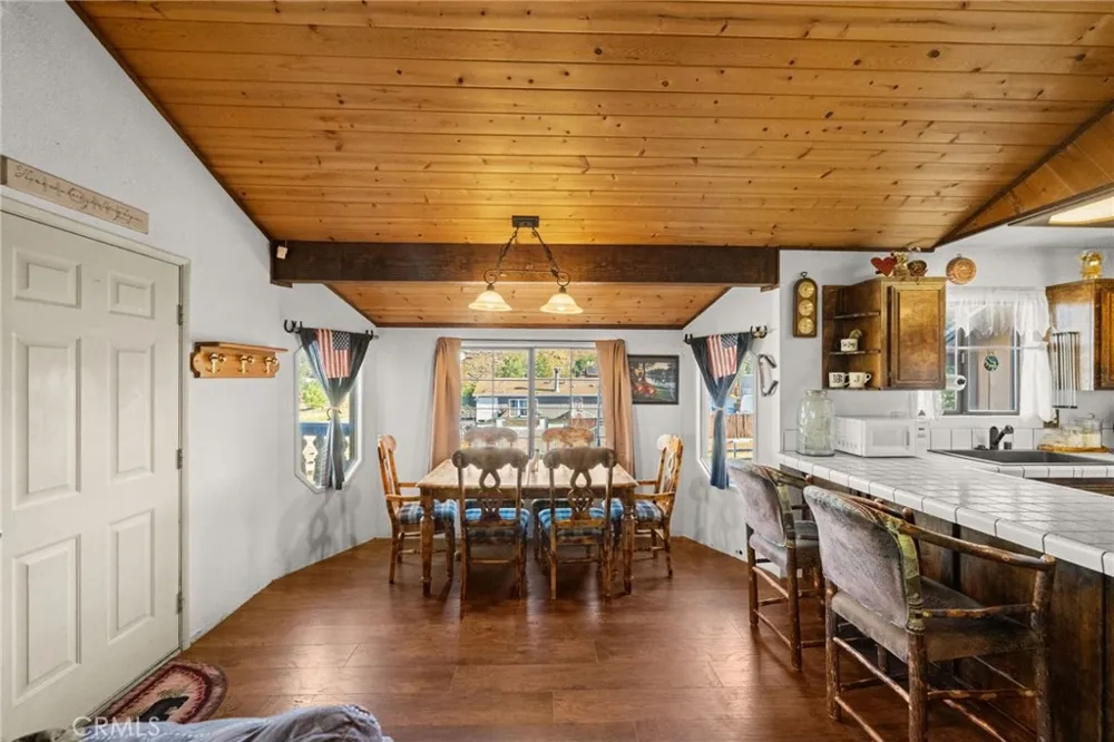 1627 Baldwin Lake Big Bear City, CA 92314