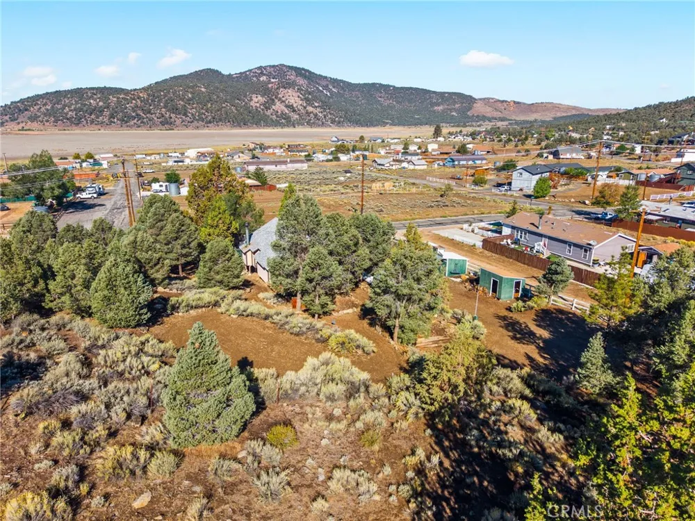 1627 Baldwin Lake Big Bear City, CA 92314