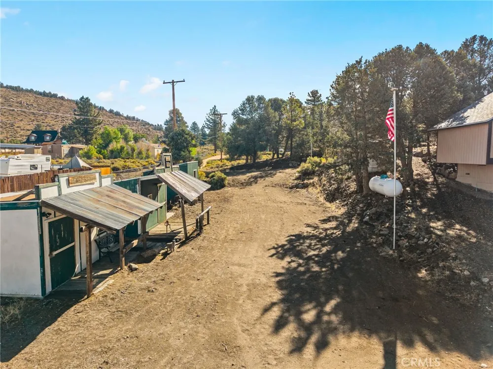 1627 Baldwin Lake Big Bear City, CA 92314