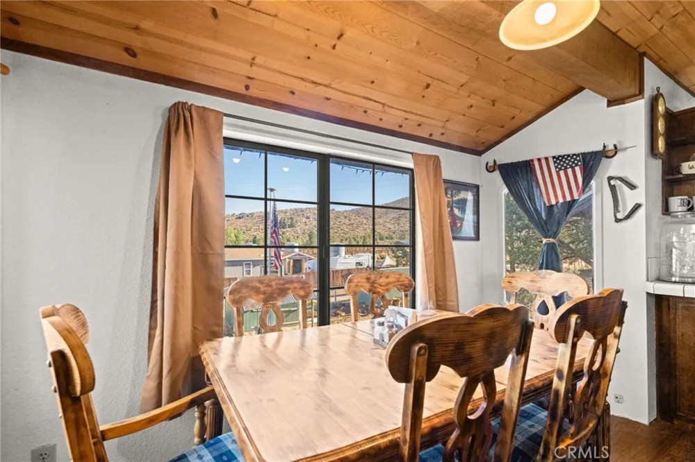 1627 Baldwin Lake Big Bear City, CA 92314