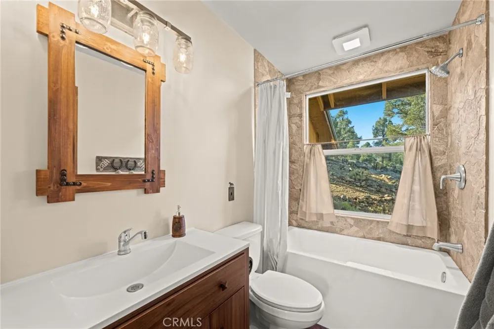 1627 Baldwin Lake Big Bear City, CA 92314