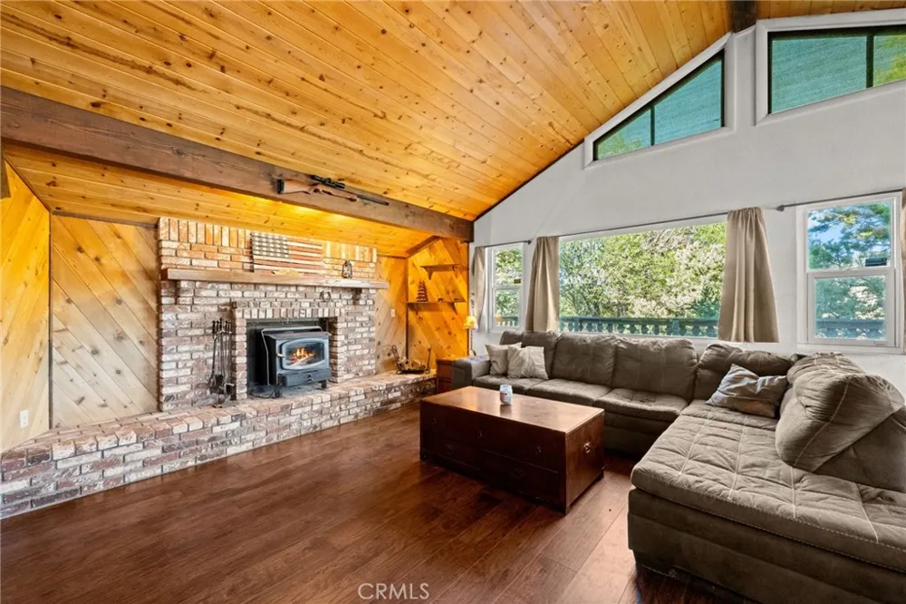 1627 Baldwin Lake Big Bear City, CA 92314