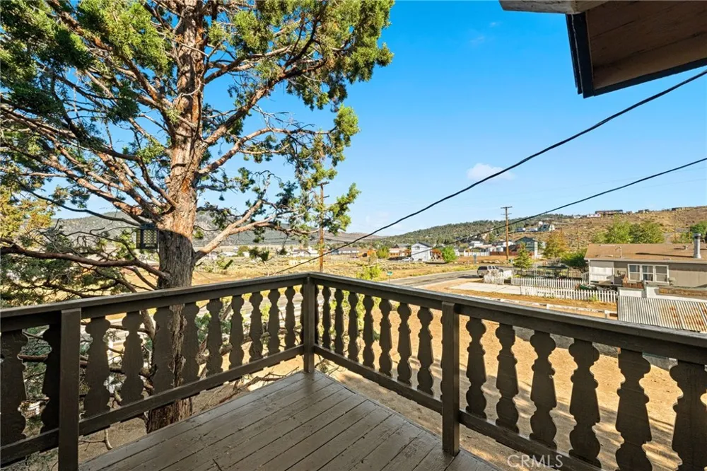 1627 Baldwin Lake Big Bear City, CA 92314