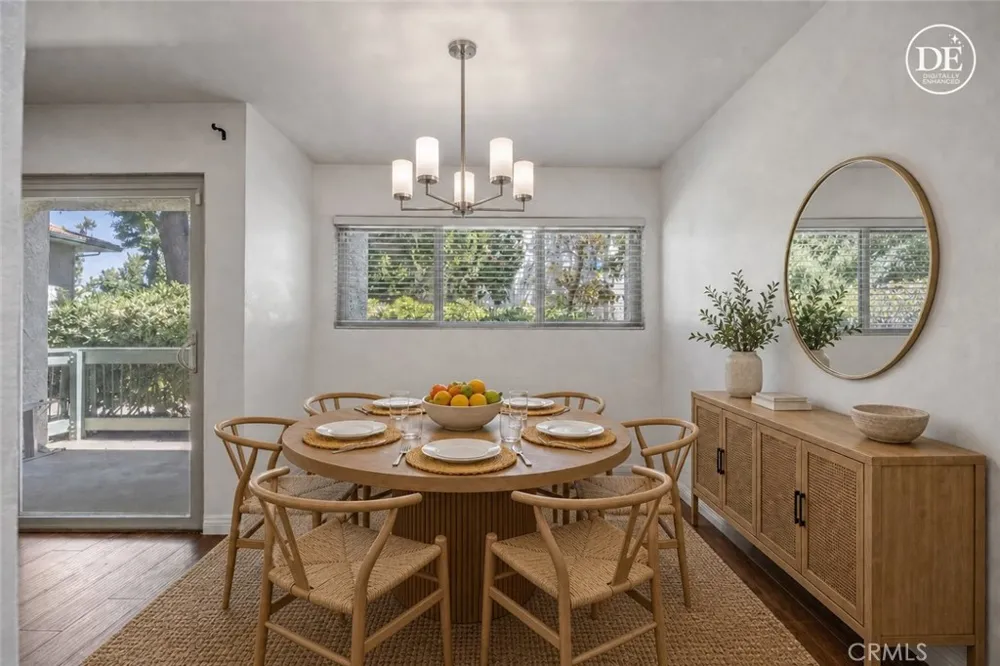 4722 Park Granada #205 Calabasas, CA 91302