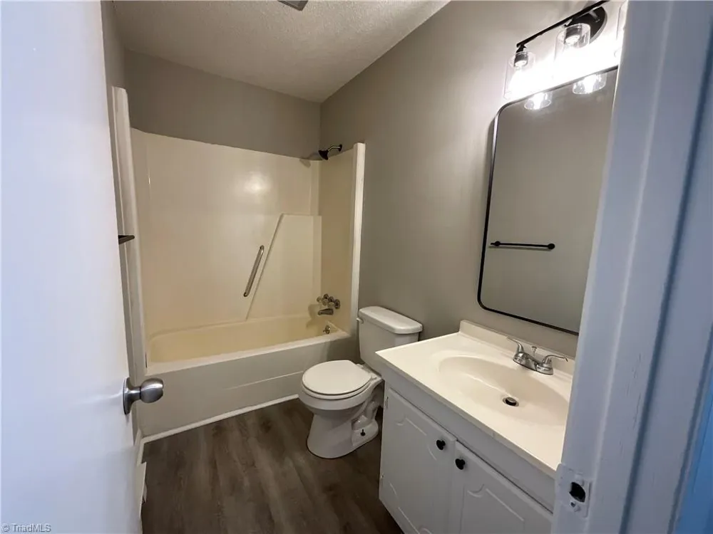 115 Cox Avenue #F Thomasville, NC 27360