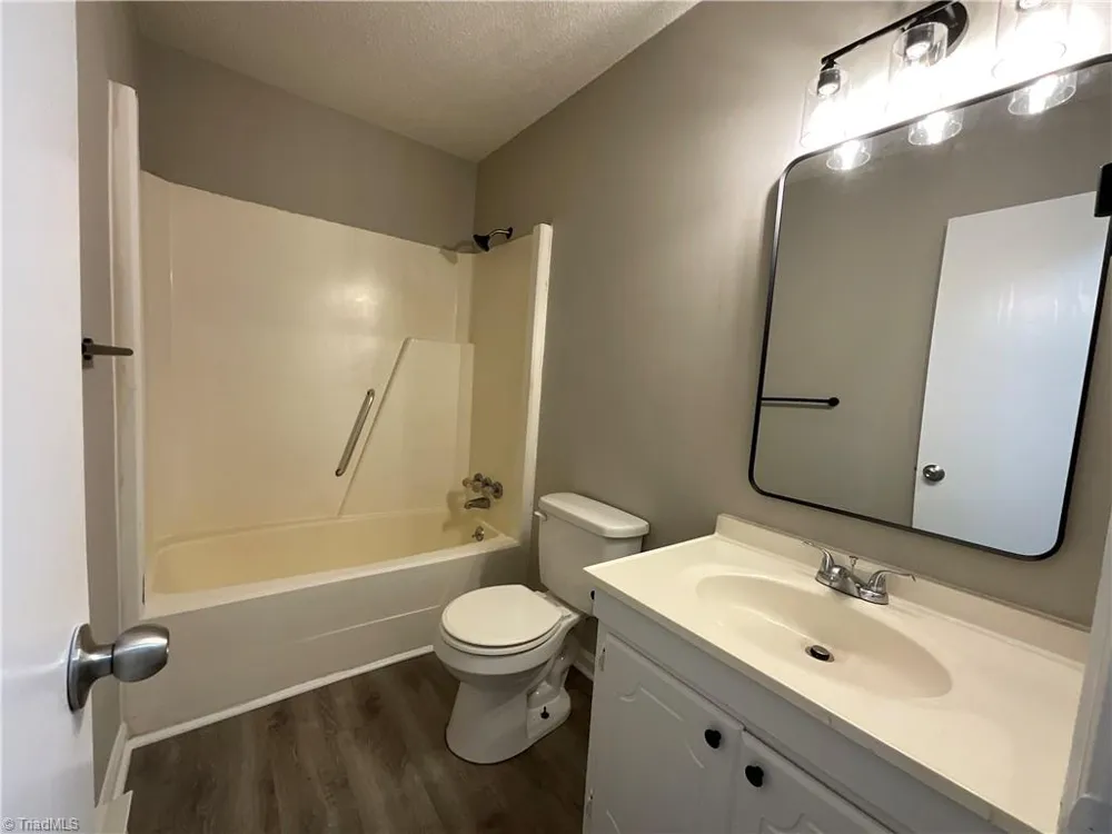 115 Cox Avenue #F Thomasville, NC 27360