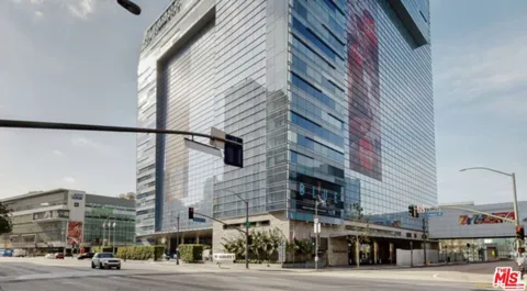 900 W Olympic Boulevard #39F
