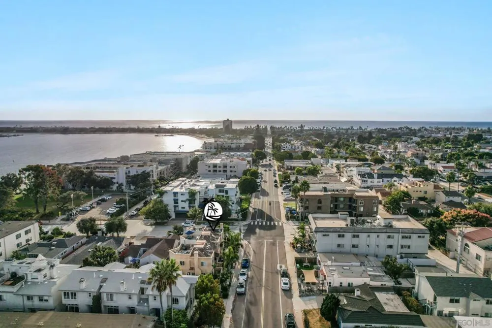 1311 Pacific Beach Dr San Diego, CA 92109