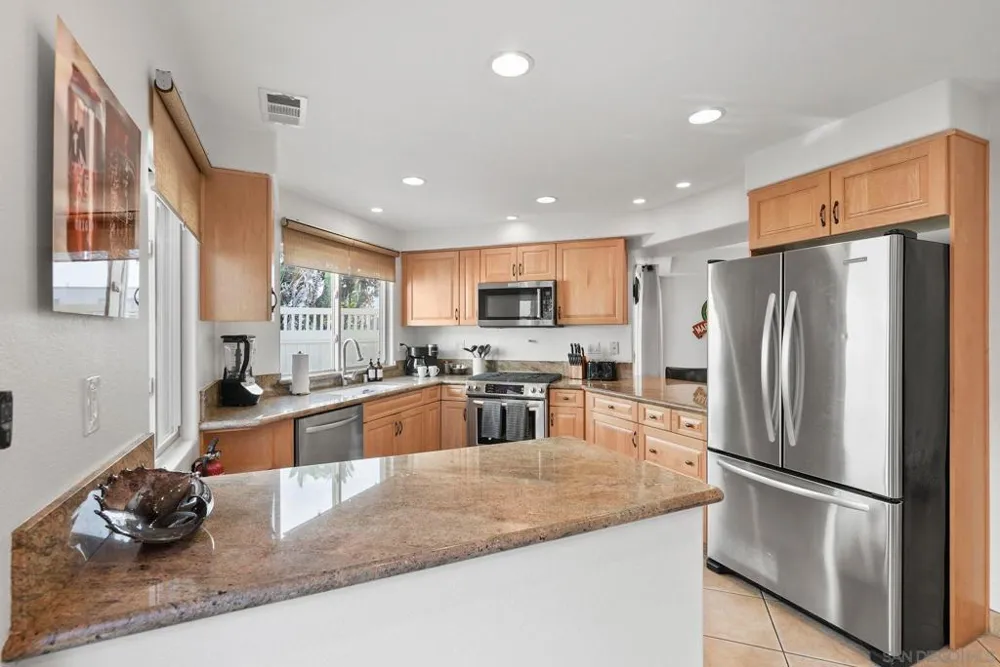 1311 Pacific Beach Dr San Diego, CA 92109