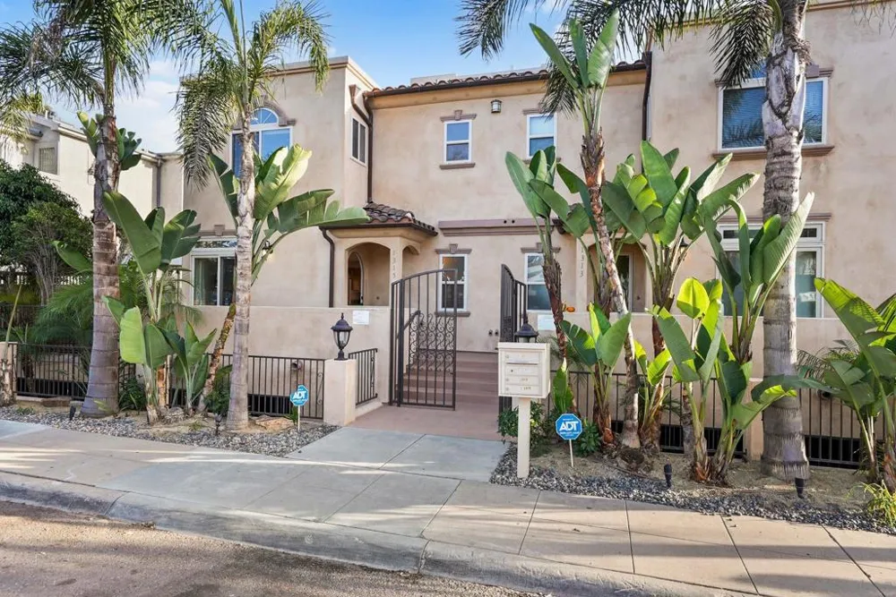 1311 Pacific Beach Dr San Diego, CA 92109