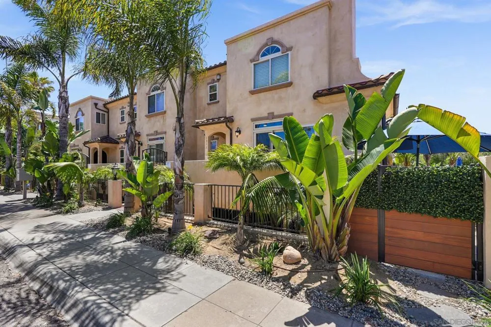 1311 Pacific Beach Dr San Diego, CA 92109