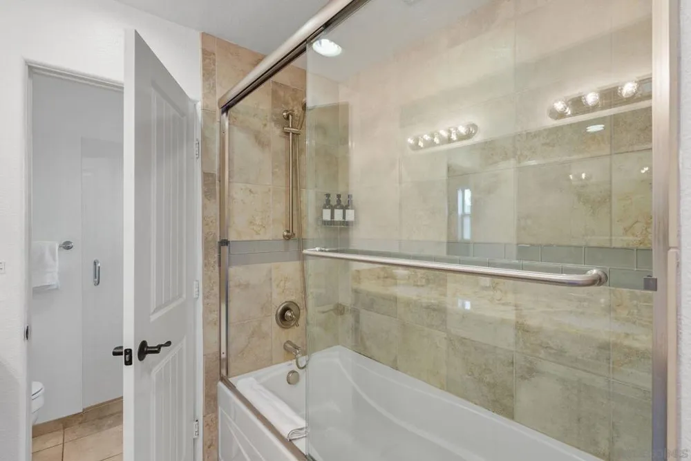 1311 Pacific Beach Dr San Diego, CA 92109