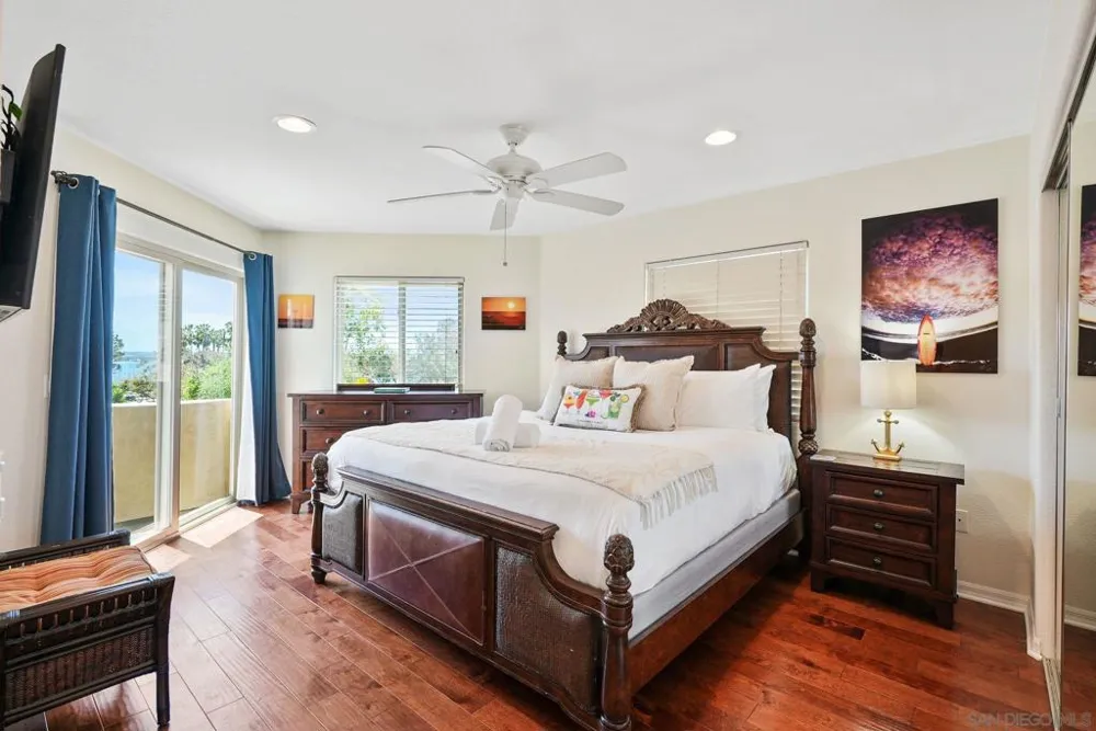 1311 Pacific Beach Dr San Diego, CA 92109