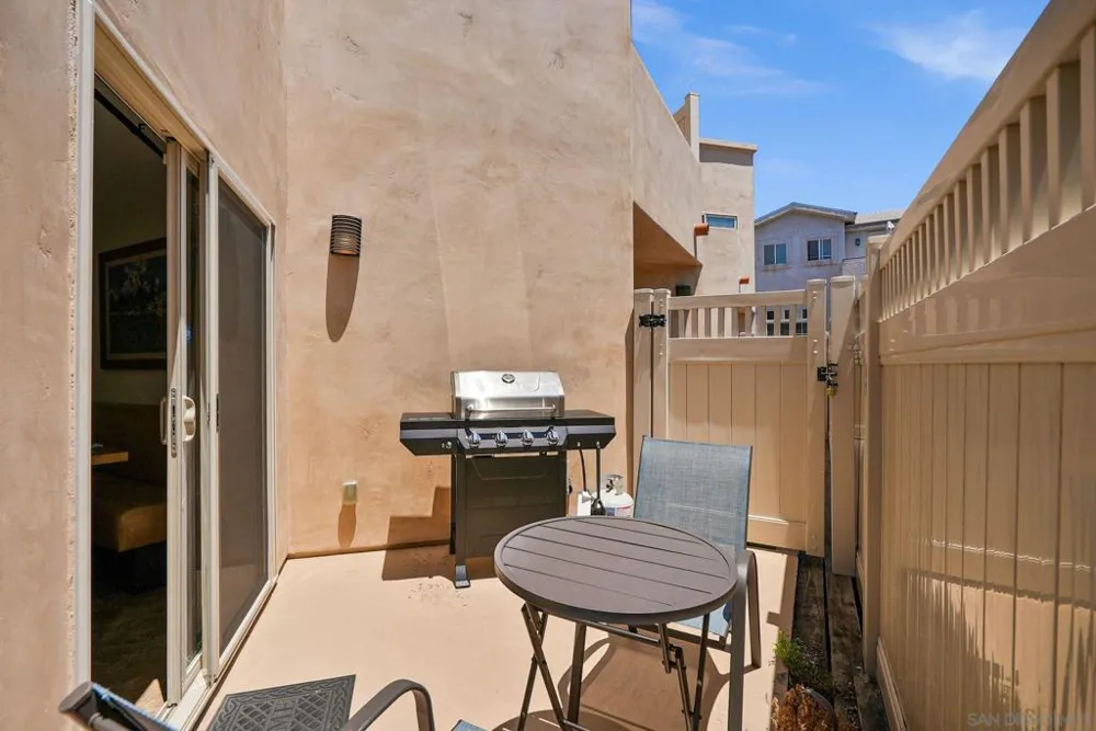 1311 Pacific Beach Dr San Diego, CA 92109