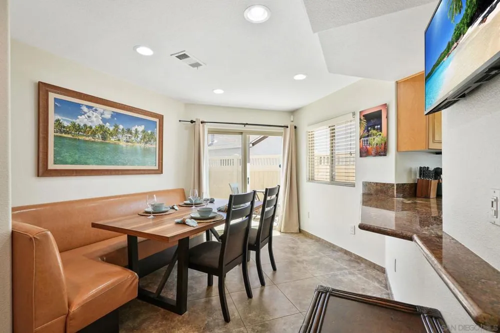 1311 Pacific Beach Dr San Diego, CA 92109