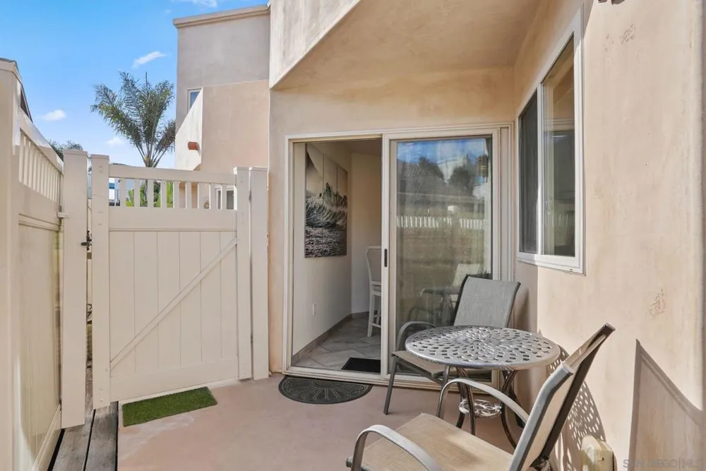1311 Pacific Beach Dr San Diego, CA 92109