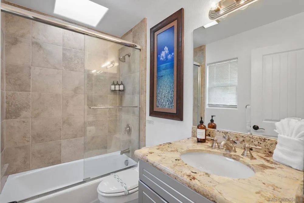 1311 Pacific Beach Dr San Diego, CA 92109