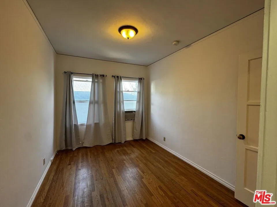 1242 Edris Drive Los Angeles, CA 90035