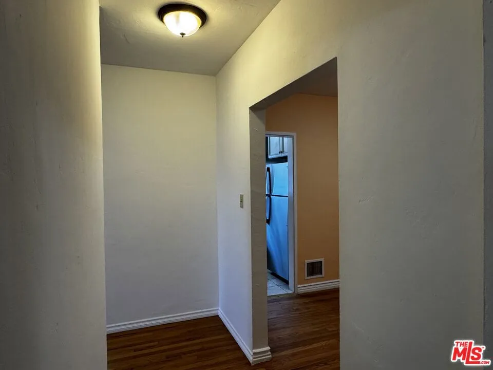 1242 Edris Drive Los Angeles, CA 90035