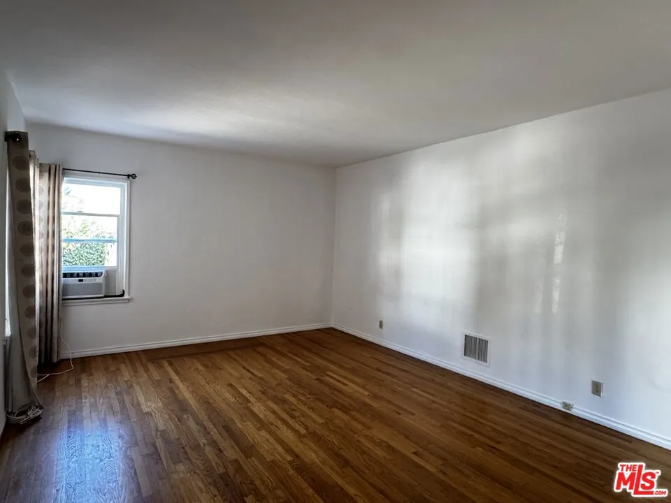 1242 Edris Drive Los Angeles, CA 90035