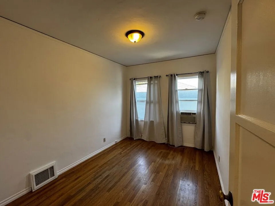 1242 Edris Drive Los Angeles, CA 90035